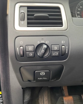 Volvo V70 cena 24700 przebieg: 213600, rok produkcji 2008 z Kraków małe 326